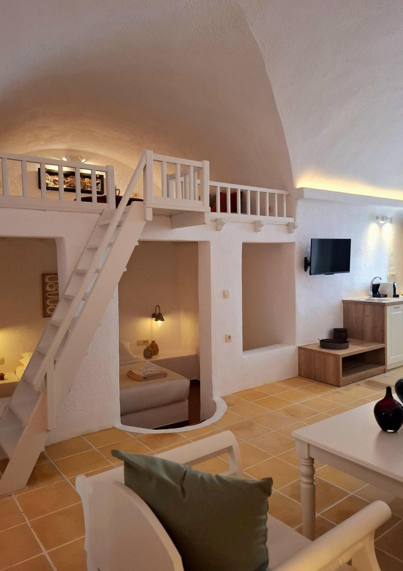Mardanza Krokos Suites Imerovígli Kültér fotó