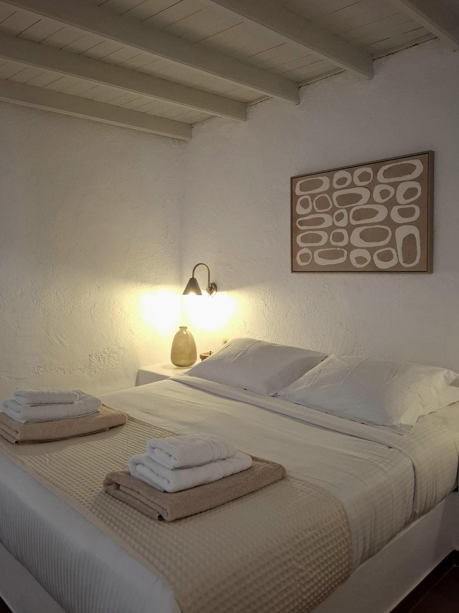 Mardanza Krokos Suites Imerovígli Kültér fotó