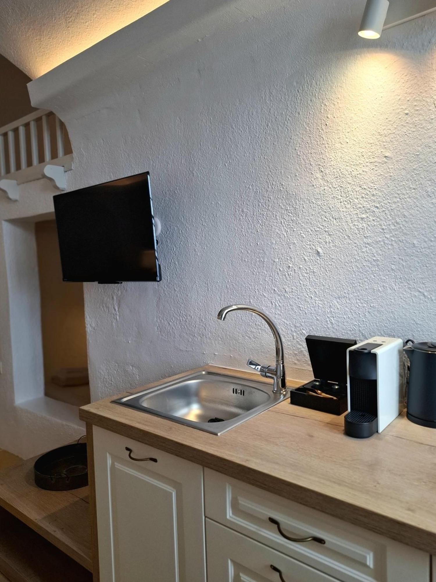 Mardanza Krokos Suites Imerovígli Kültér fotó
